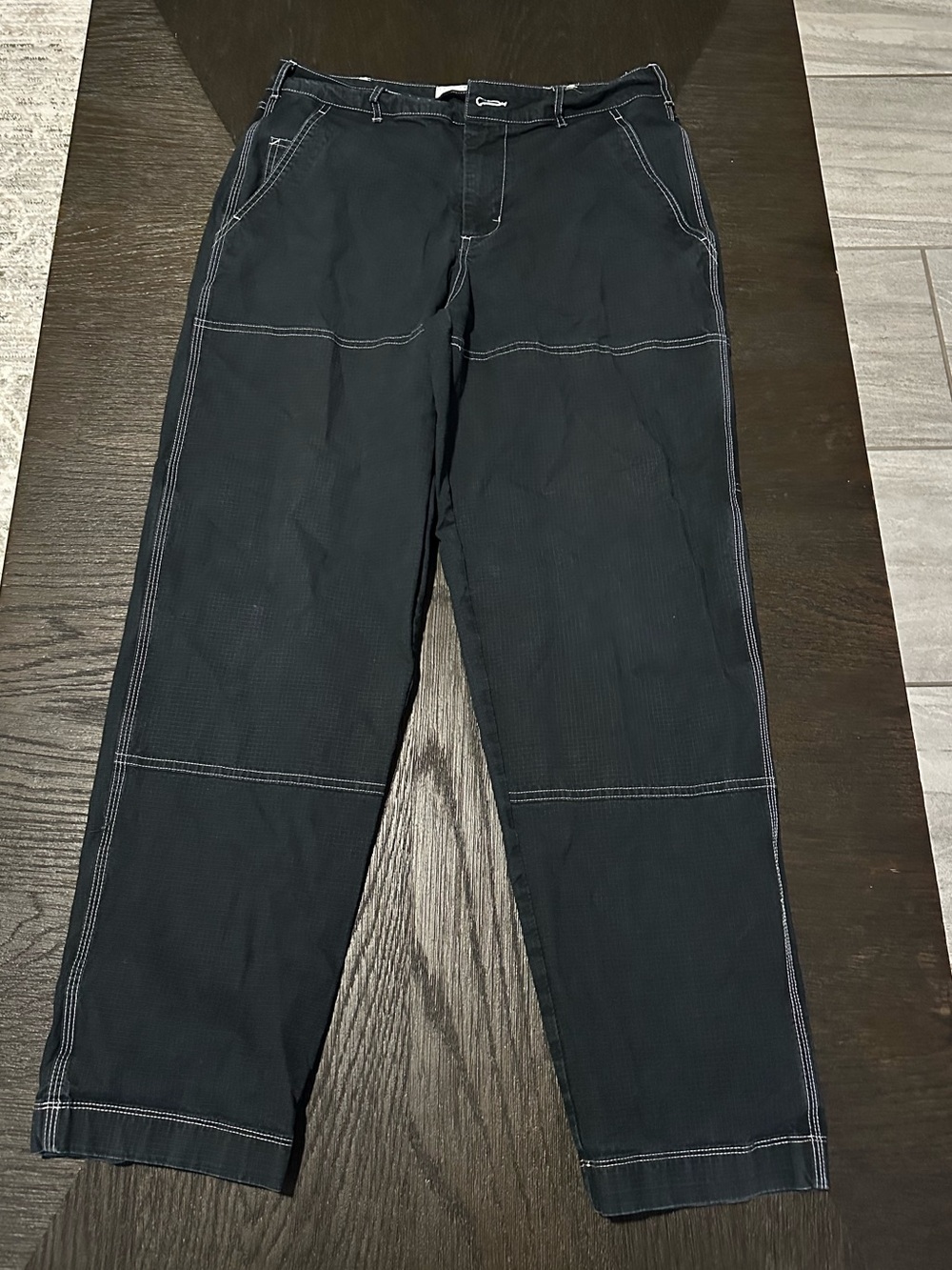 Nike Black Cargo Pants with Contrast Stitching